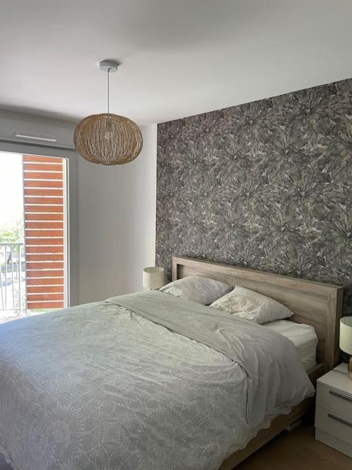 Superbe Appartement En Residence Avec Parking Льо Ман Екстериор снимка